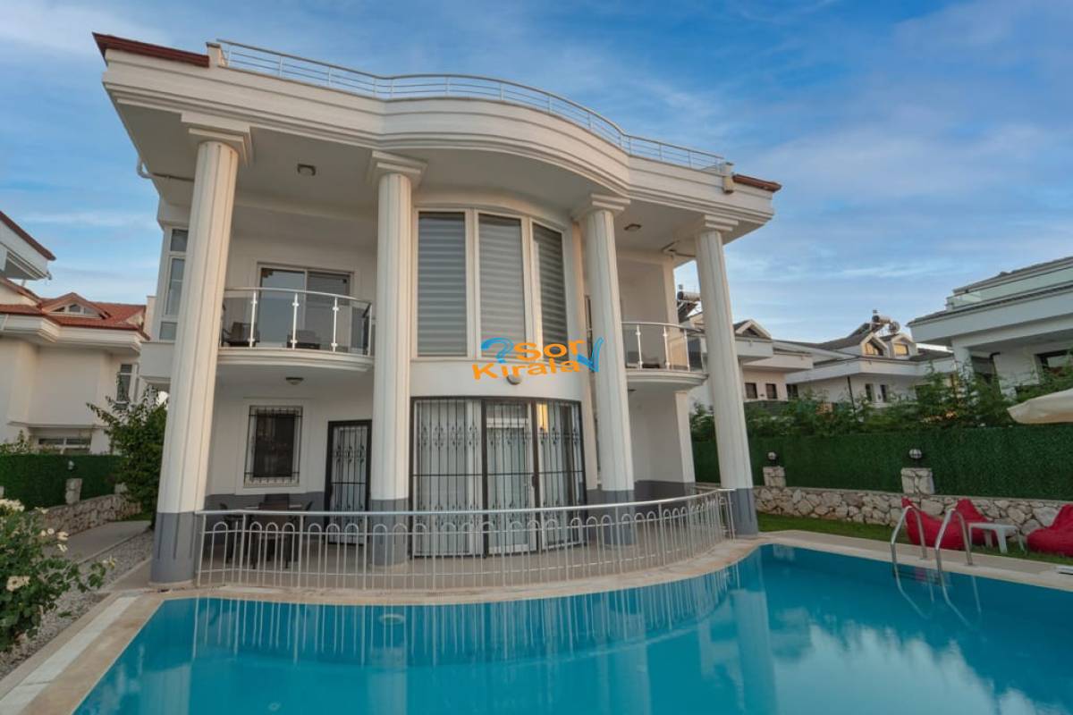 Fethiye Müstakil Havuzlu 3+1 Villa Bade