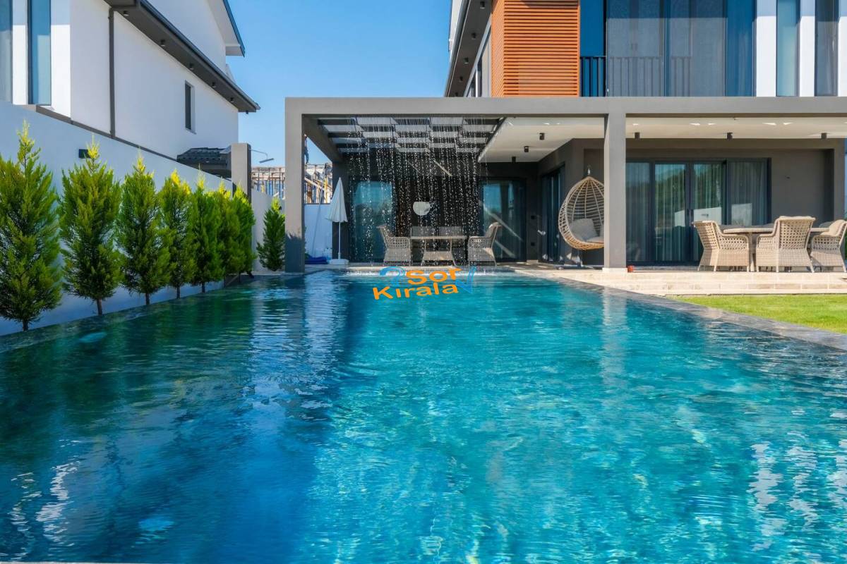 Fethiye Çalış Plajı, Kapalı Havuzlu, Sauna, Hamam, Jakuzili 3+1 Villa Royal 2