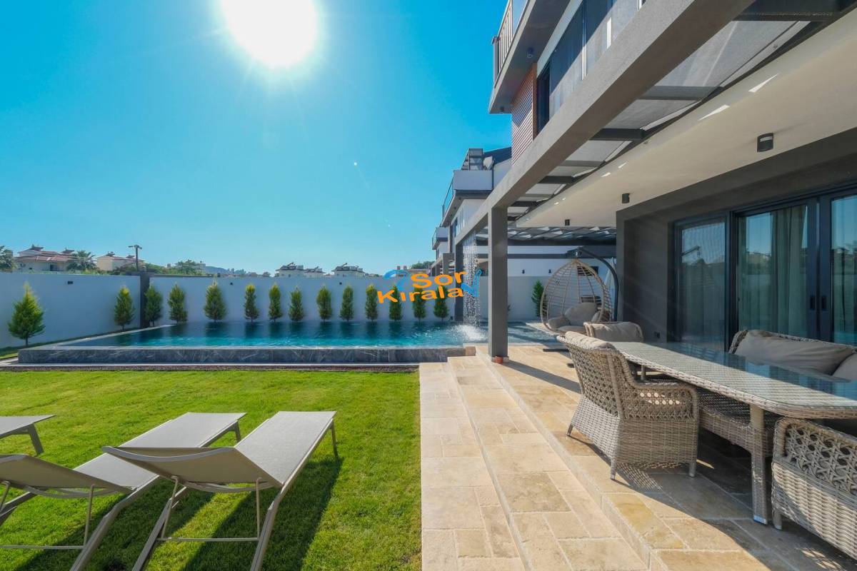 Fethiye Çalış Plajı, Kapalı Havuzlu, Sauna, Hamam, Jakuzili 3+1 Villa Royal 2