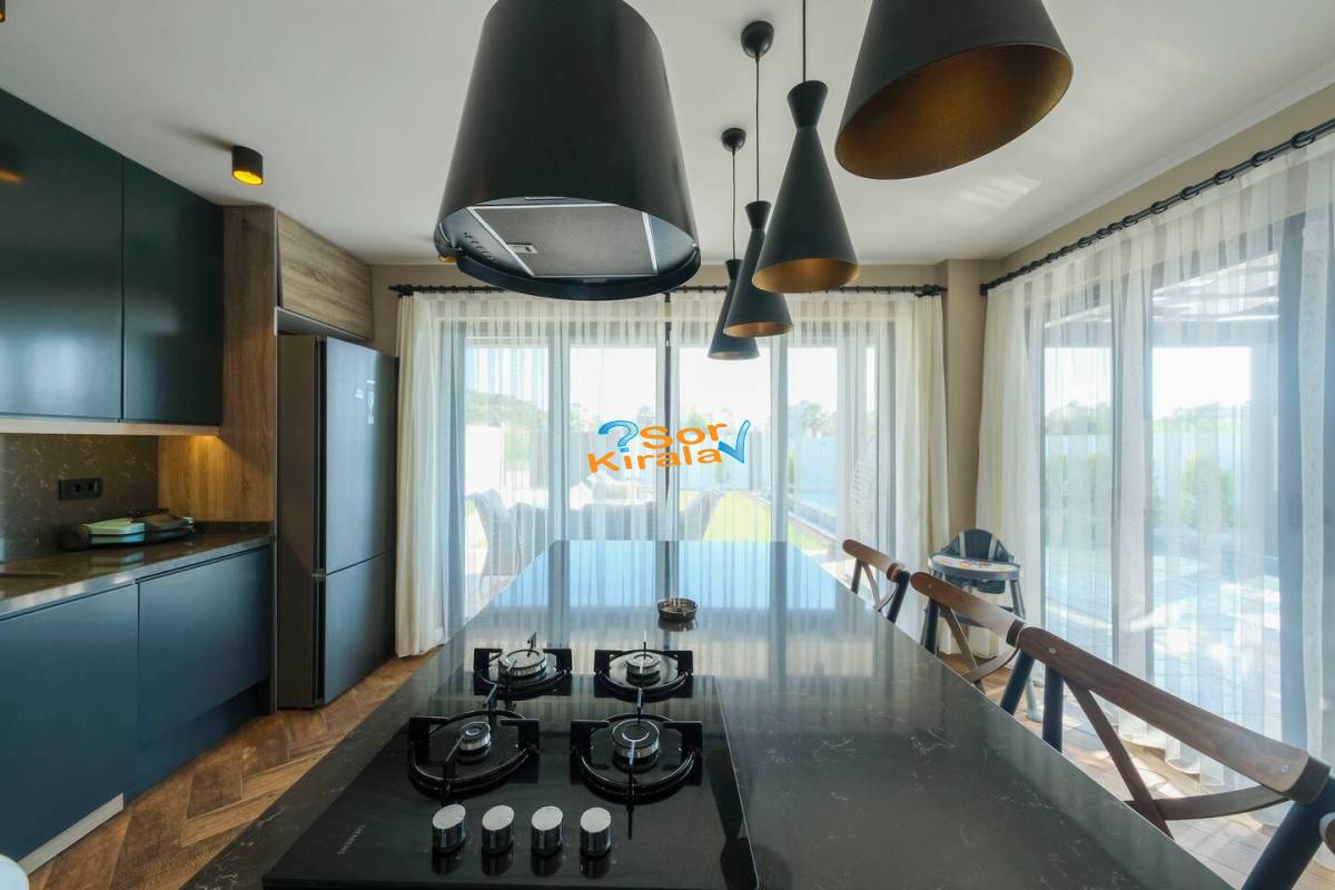 Fethiye Çalış Plajı, Kapalı Havuzlu, Sauna, Hamam, Jakuzili 3+1 Villa Royal 2