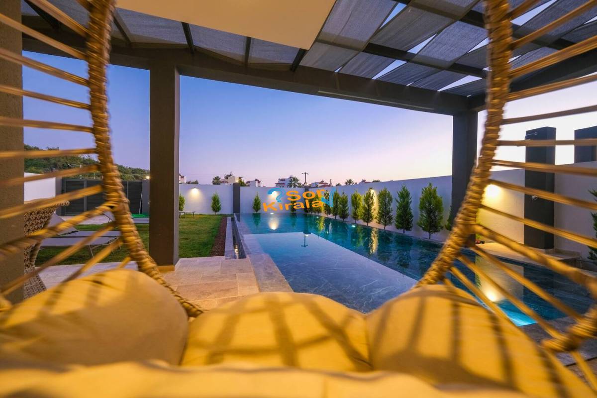 Fethiye Çalış Plajı, Kapalı Havuzlu, Sauna, Hamam, Jakuzili 3+1 Villa Royal 2