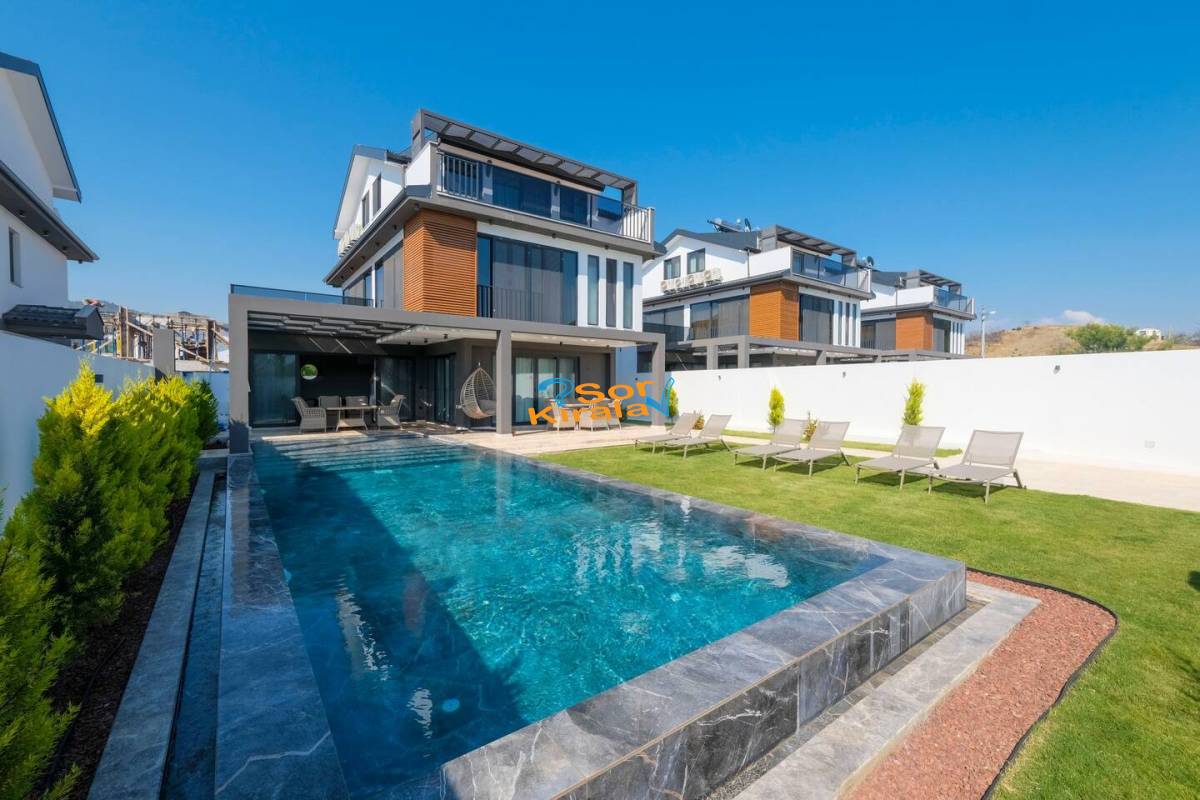 Fethiye Çalış Plajı, Kapalı Havuzlu, Sauna, Hamam, Jakuzili 3+1 Villa Royal 2