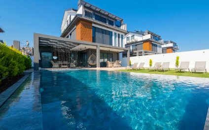 Fethiye Çalış Plajı, Kapalı Havuzlu, Sauna, Hamam, Jakuzili 3+1 Villa Royal 2